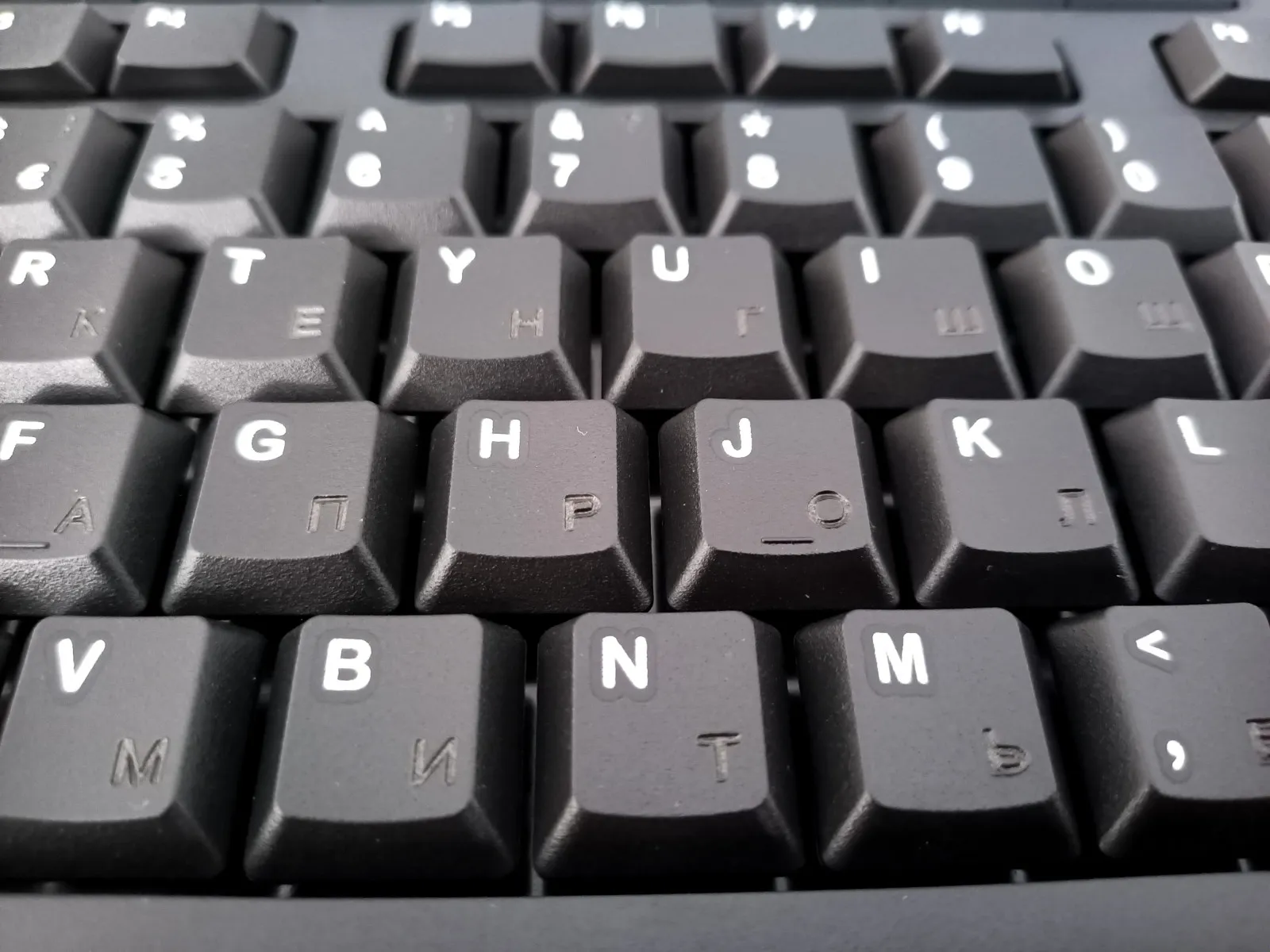 Laser keyboard engraving by Silent Cloud TECH — example 6