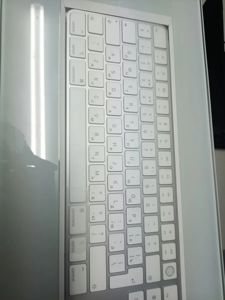 Laser keyboard engraving by Silent Cloud TECH — example 14
